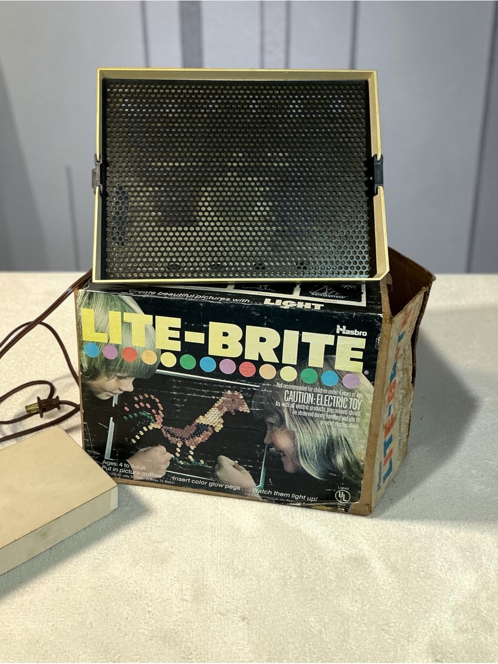 Hasbro Lite-Brite Pegboard Frame in Black and Yellow Trim 1971 edition